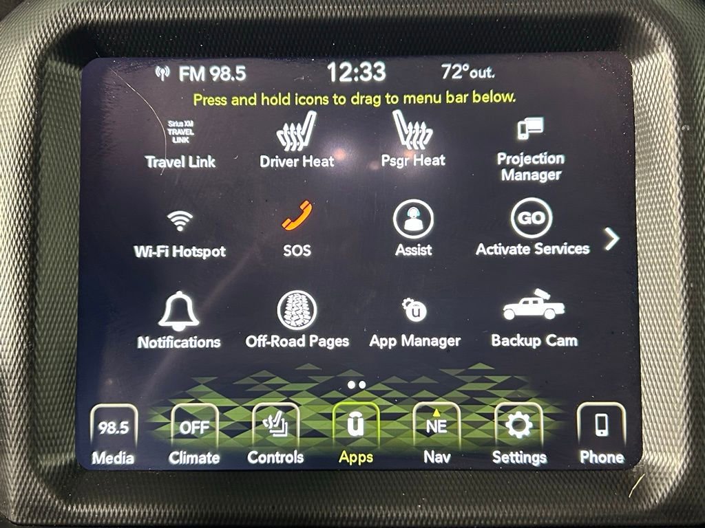 Used 2022 Jeep Gladiator Willys AWD/4WD image 17