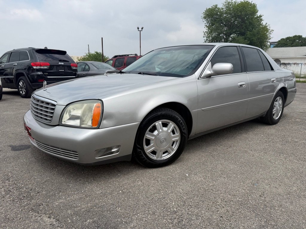 Used 2005 Cadillac De Ville FWD image 3