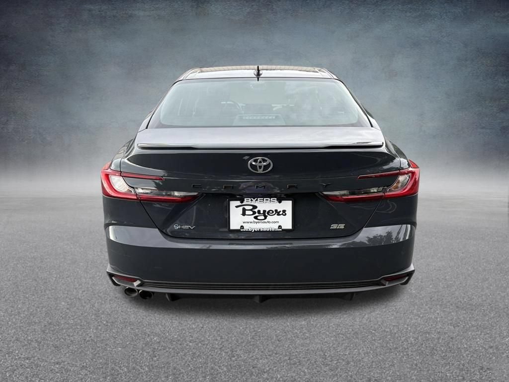 Used 2025 Toyota Camry SE FWD image 5