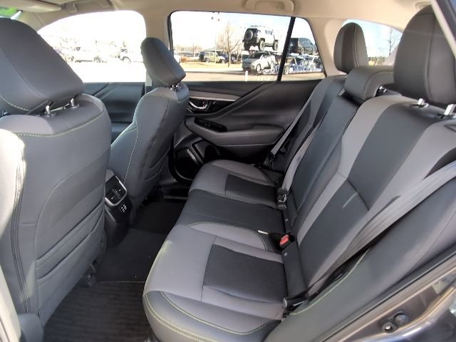 Used 2025 Subaru Outback Onyx Edition image 27