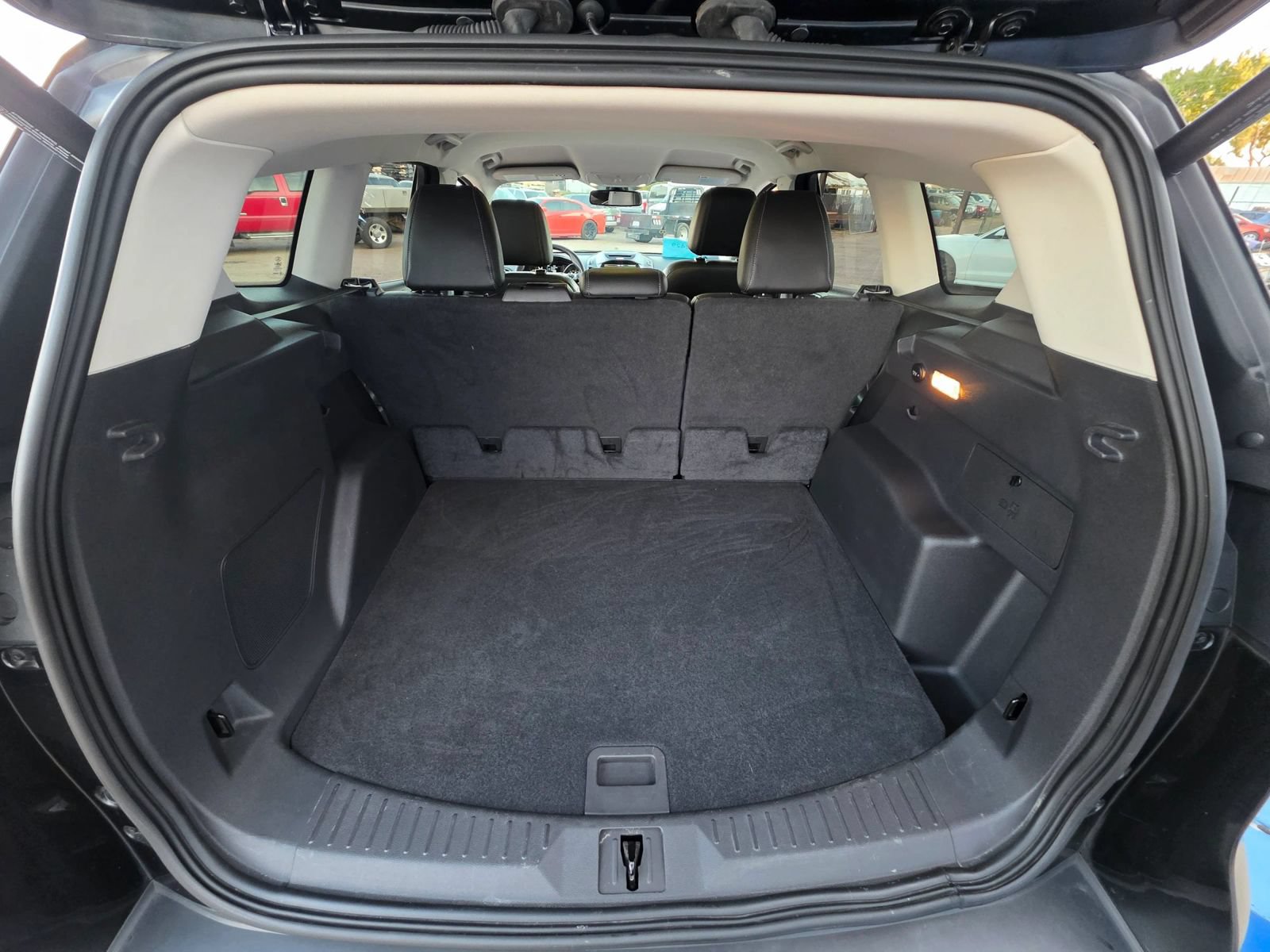 Used 2015 Ford Escape Titanium AWD/4WD image 8