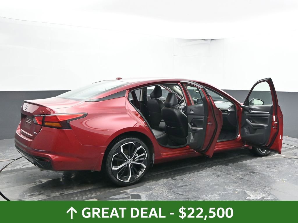 Used 2024 Nissan Altima 2.5 SR w/ SR Premium Package image 64