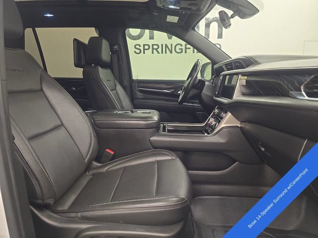 Used 2021 GMC Yukon Denali w/ Denali Premium Package AWD/4WD image 10