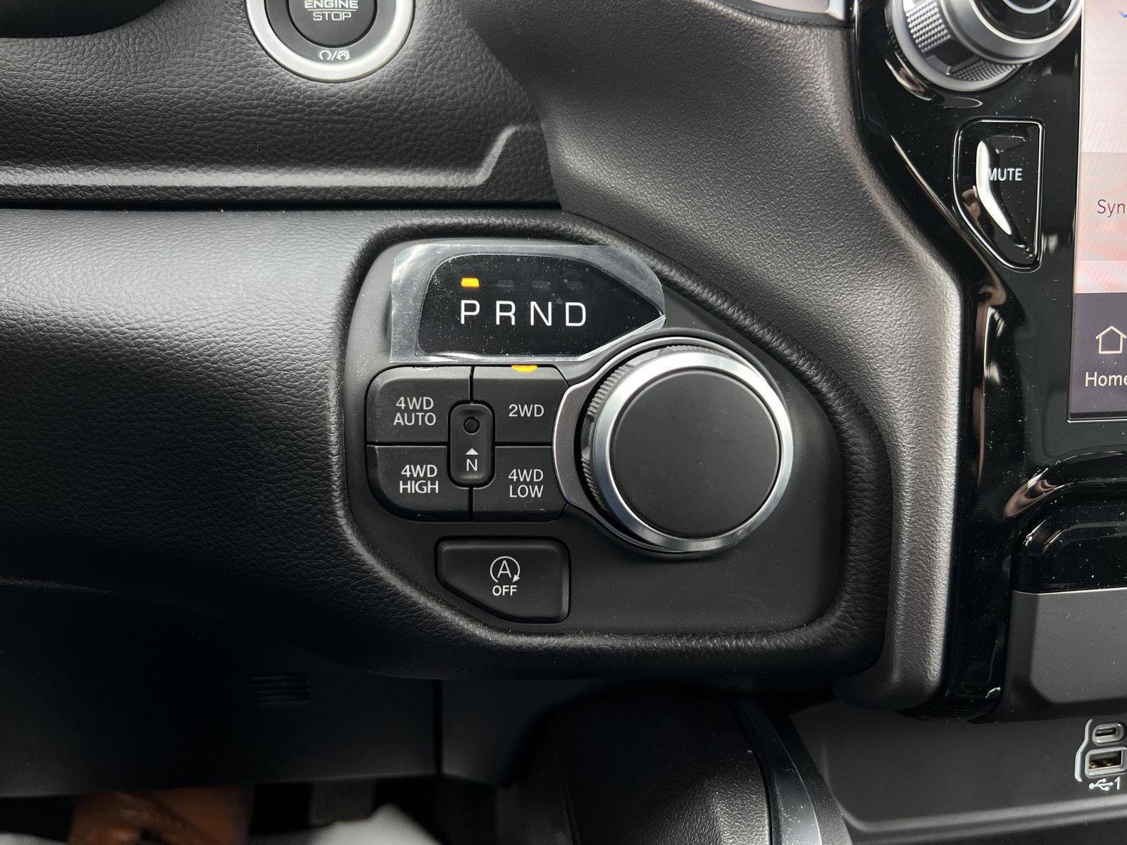 New 2026 RAM 1500 Big Horn AWD/4WD image 19