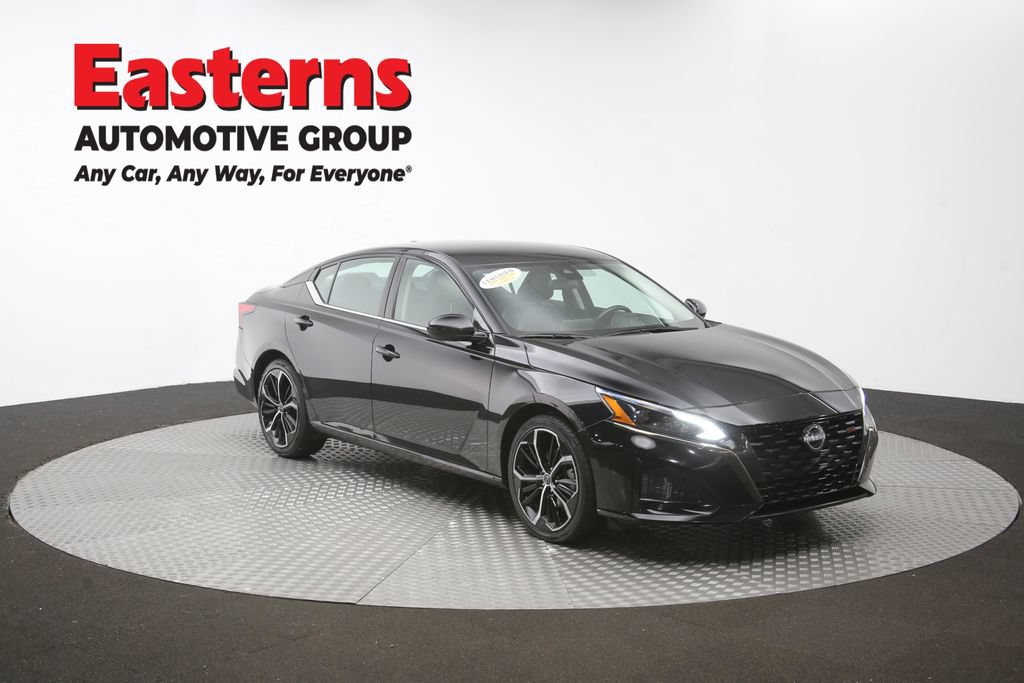 Used 2024 Nissan Altima 2.5 SR FWD image 49