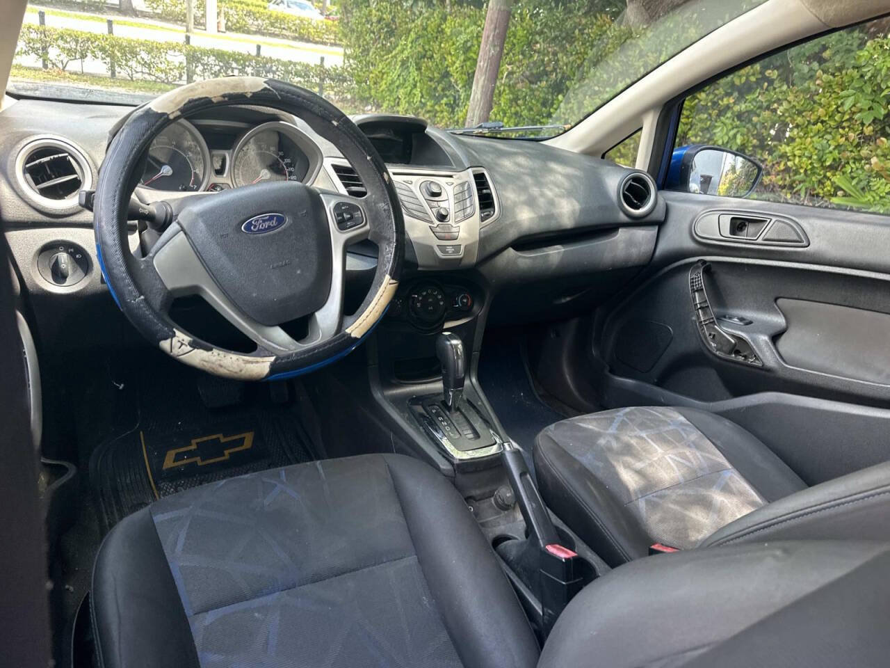 Used 2011 Ford Fiesta SE w/ 202A Rapid Spec Order Code FWD image 11