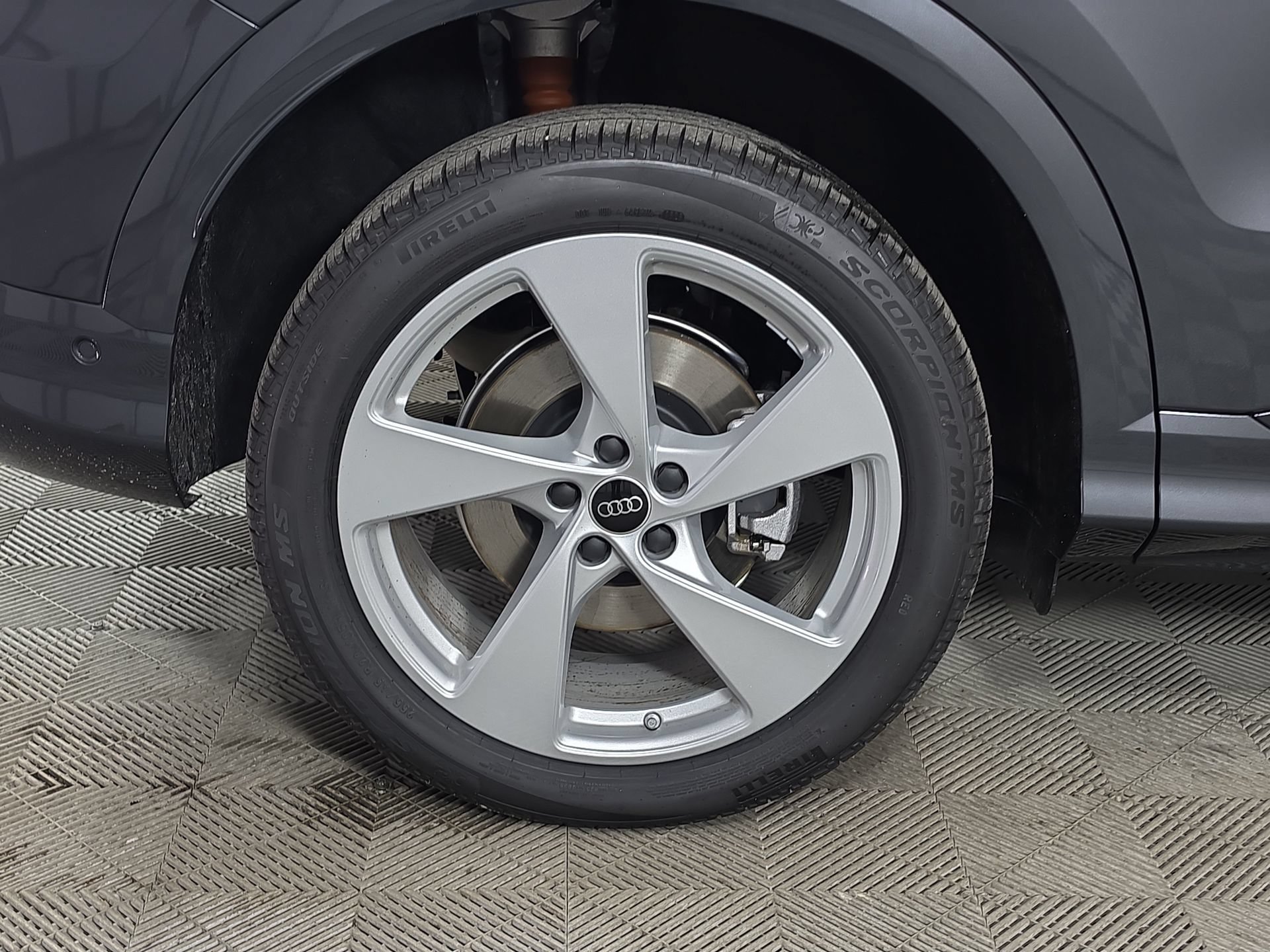 New 2026 Audi Q5 Premium Plus AWD/4WD image 7