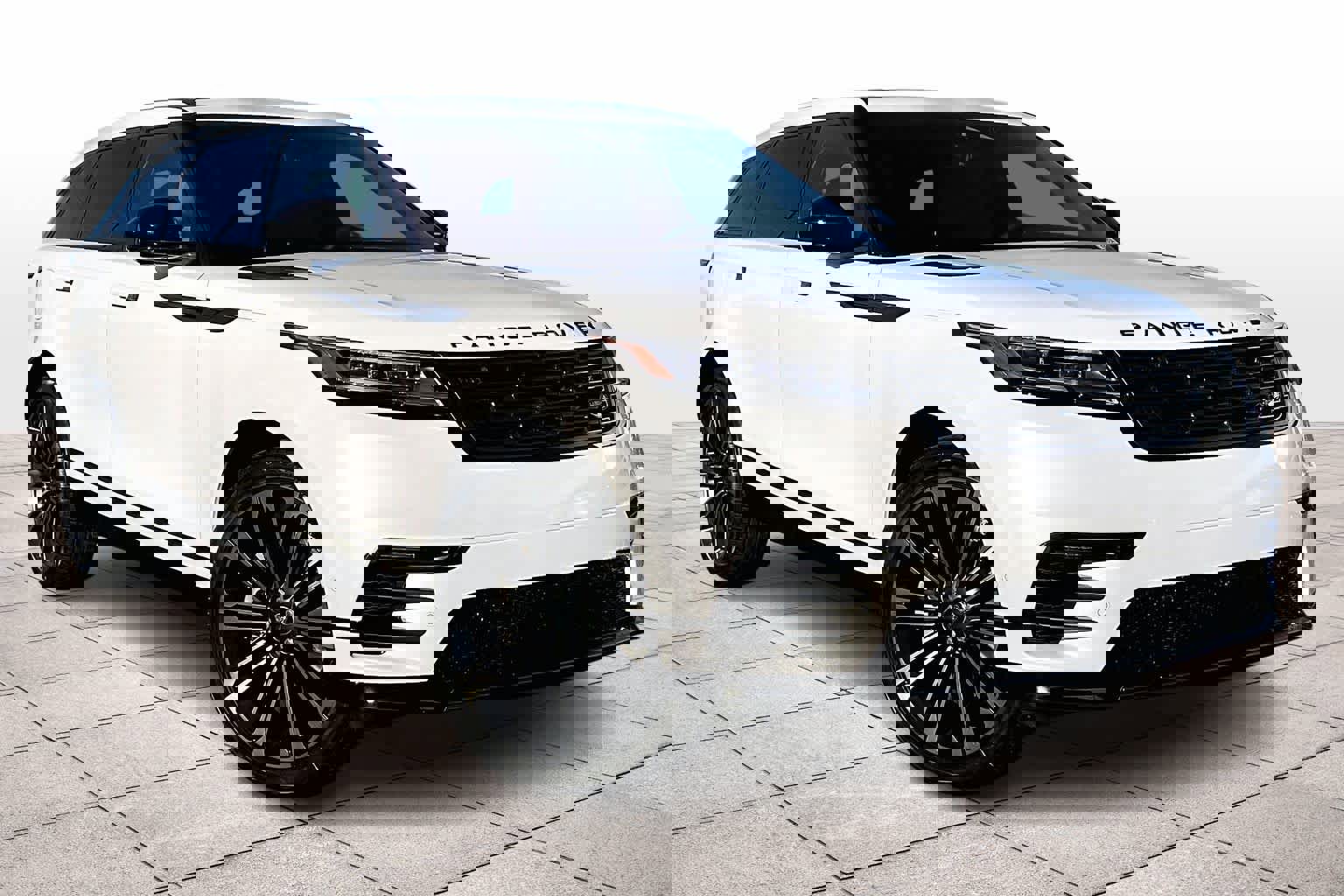 New 2026 Land Rover Range Rover Velar Dynamic SE image 2