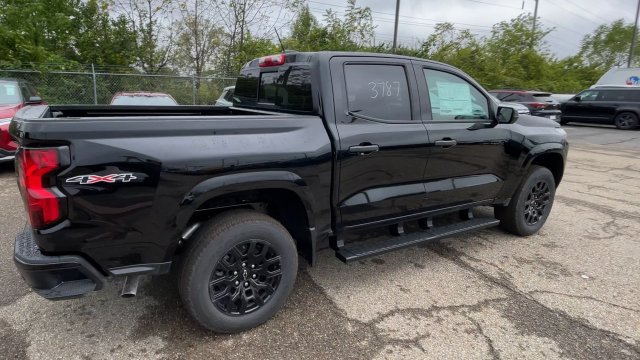 New 2026 Chevrolet Colorado W/T w/ WT Custom Package AWD/4WD image 2