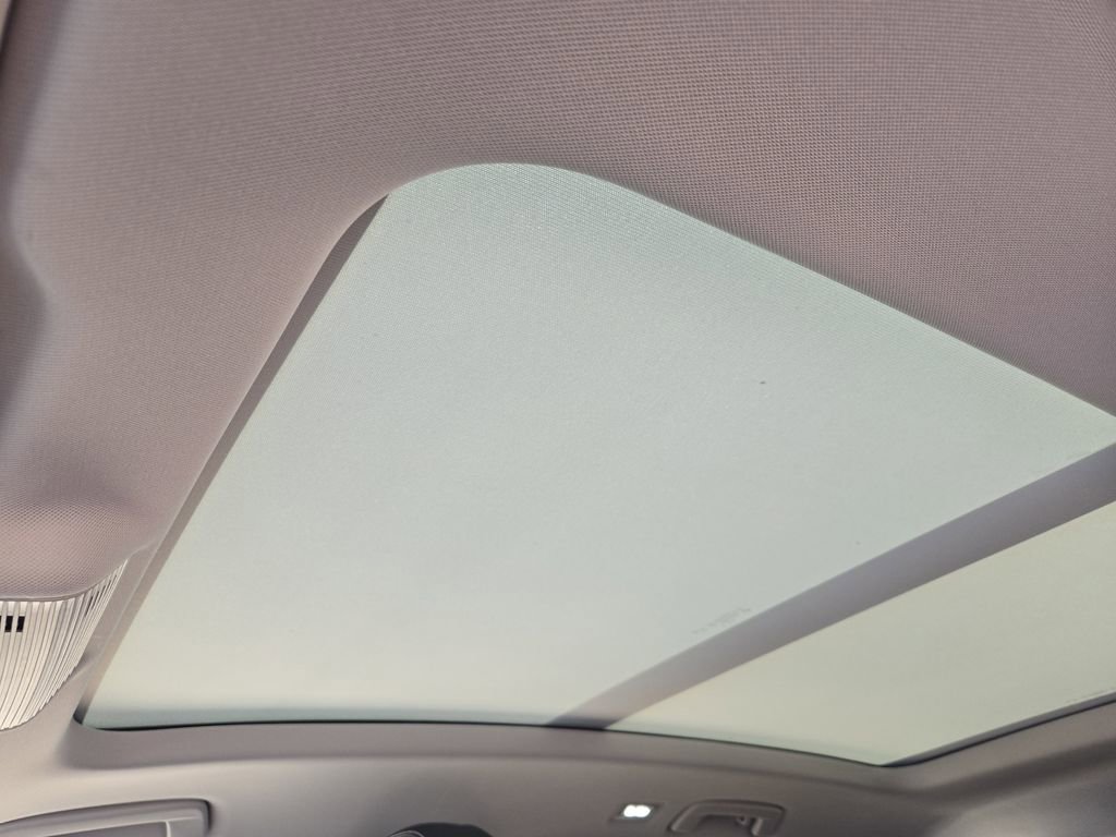 New 2026 Volkswagen Tiguan SE image 20