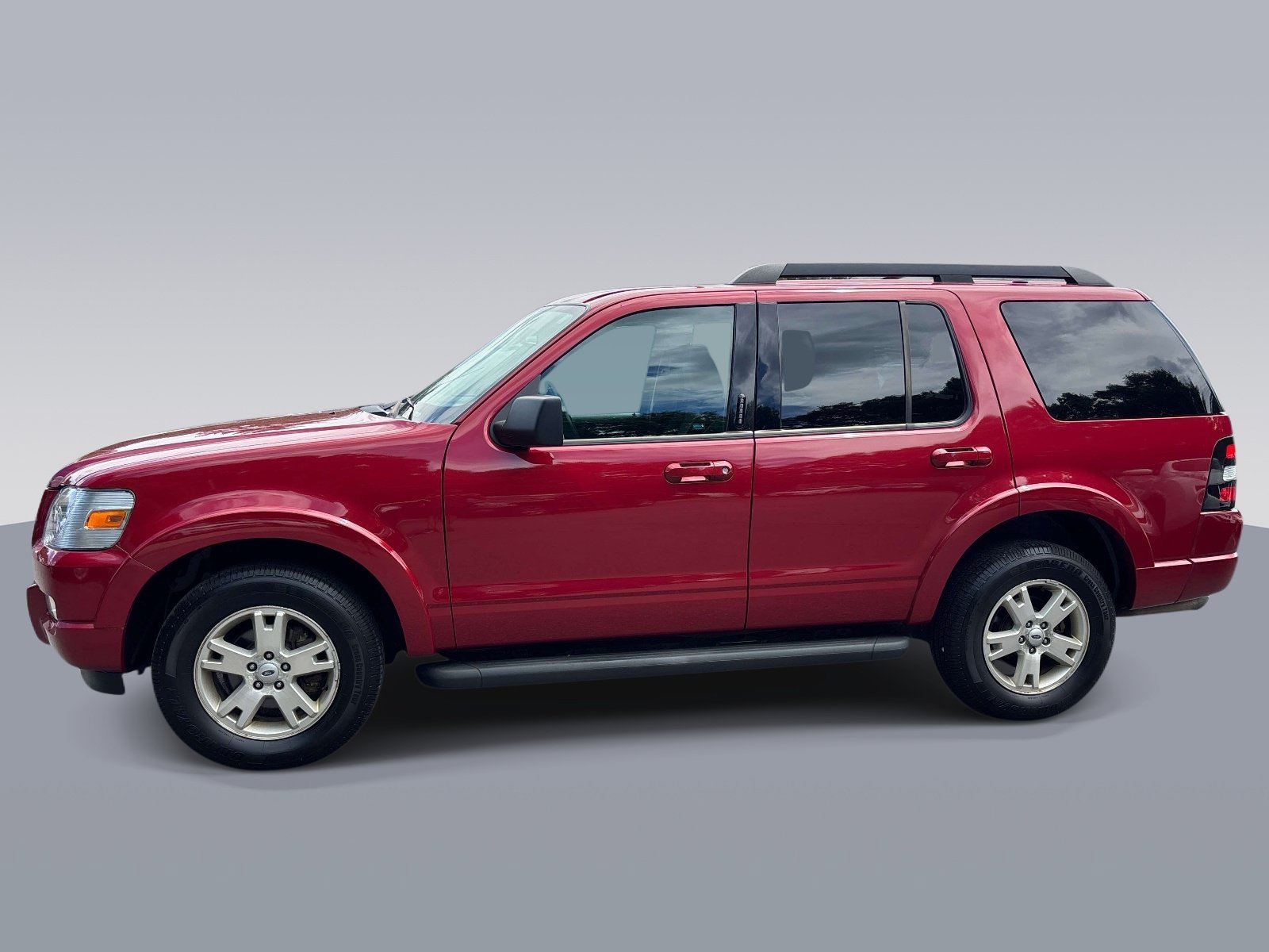Used 2010 Ford Explorer XLT AWD/4WD image 6