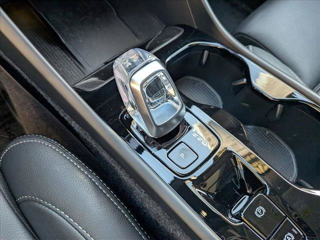Used 2026 Volvo XC40 B5 Ultra w/ Climate Package AWD/4WD image 12
