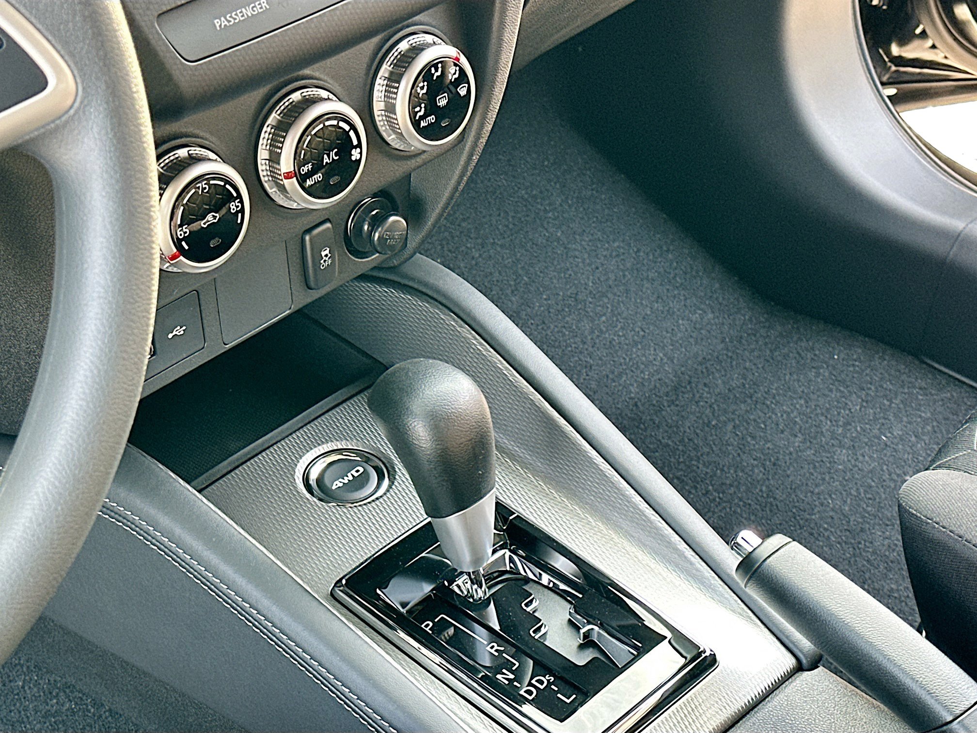 New 2025 Mitsubishi Outlander Sport ES image 11