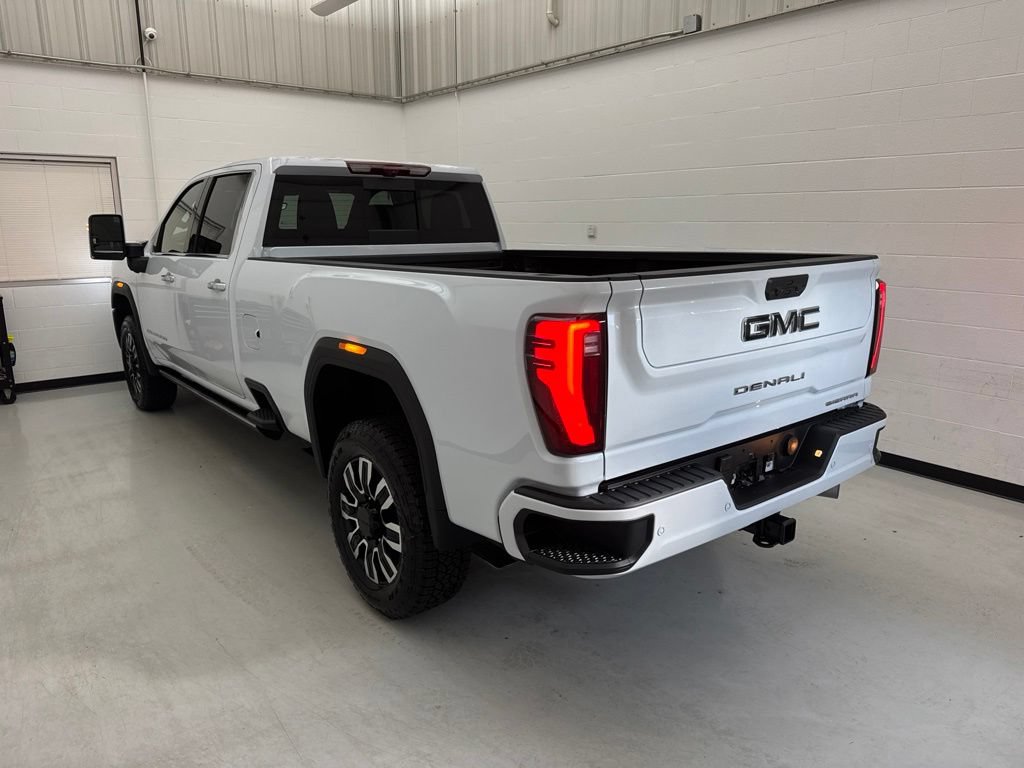 New 2026 GMC Sierra 3500 Denali Ultimate AWD/4WD image 4