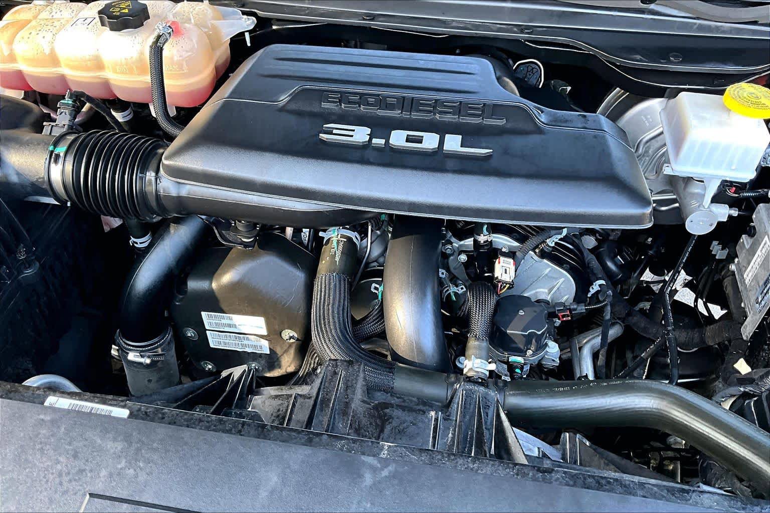 Used 2023 RAM 1500 Laramie image 32