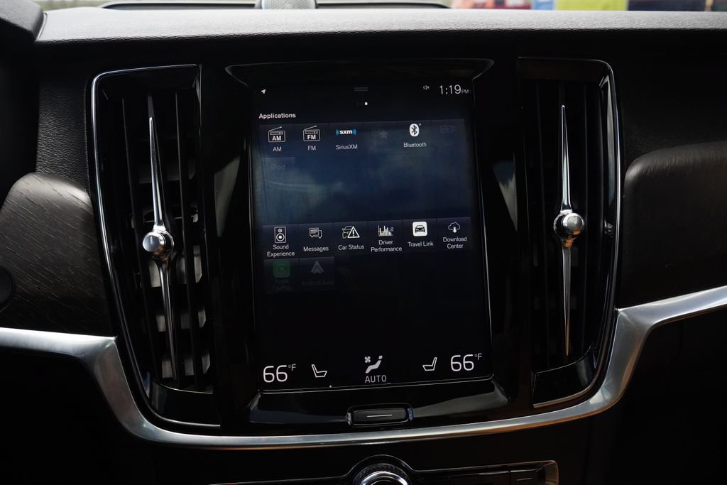 Used 2019 Volvo V90 T6 Cross Country AWD/4WD image 29