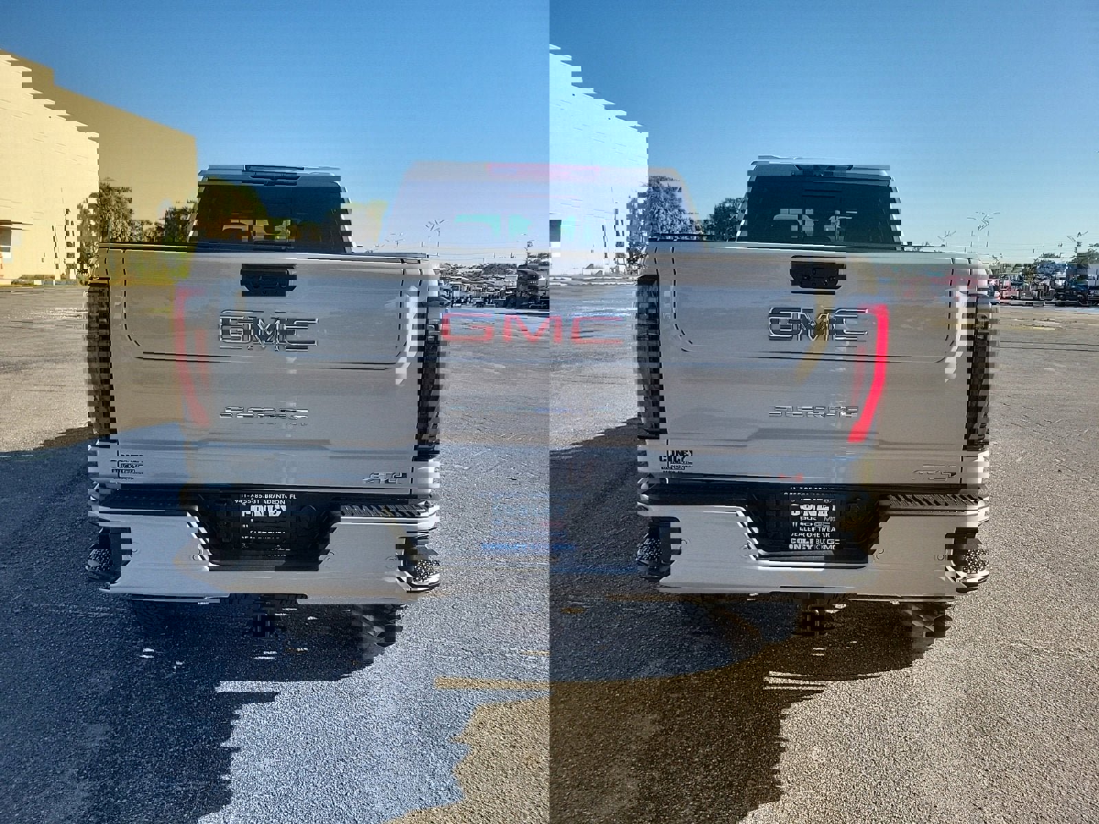 New 2026 GMC Sierra 2500 AT4 w/ AT4 Premium Plus Package image 6