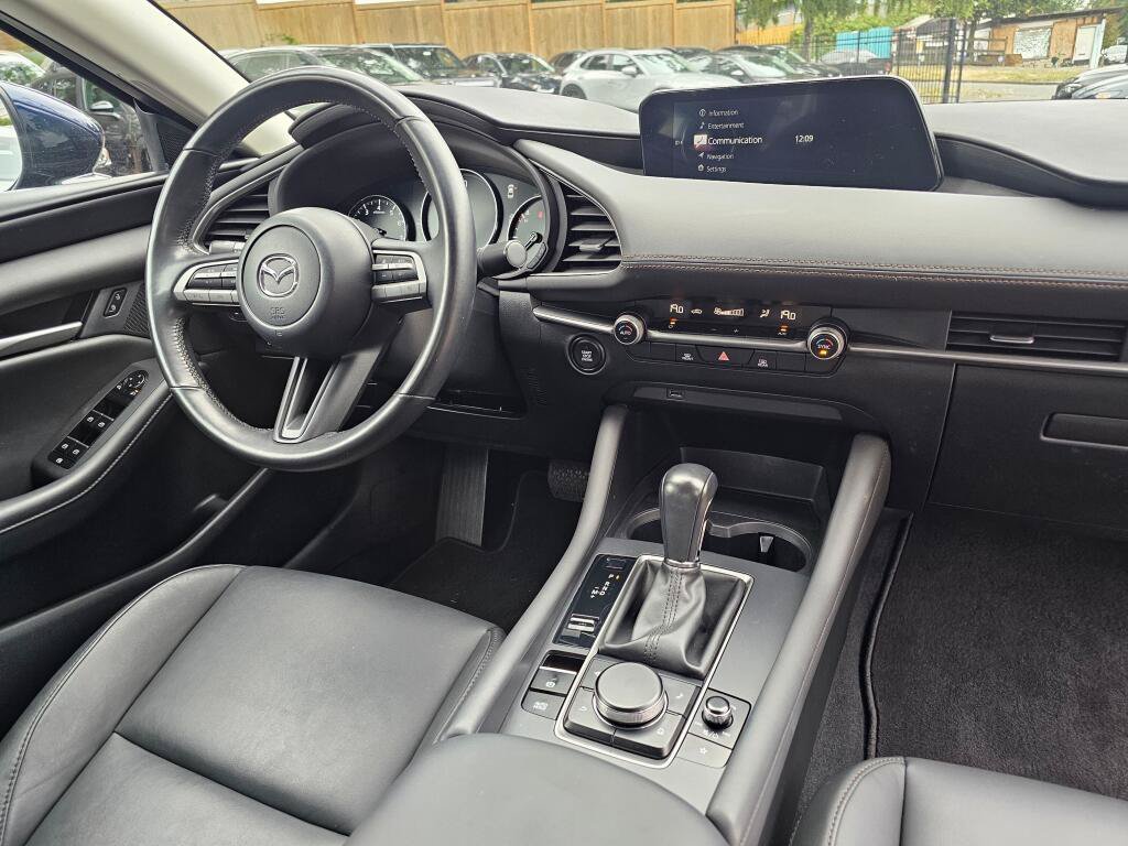Used 2020 MAZDA MAZDA3 Sedan w/ Select Package FWD image 12