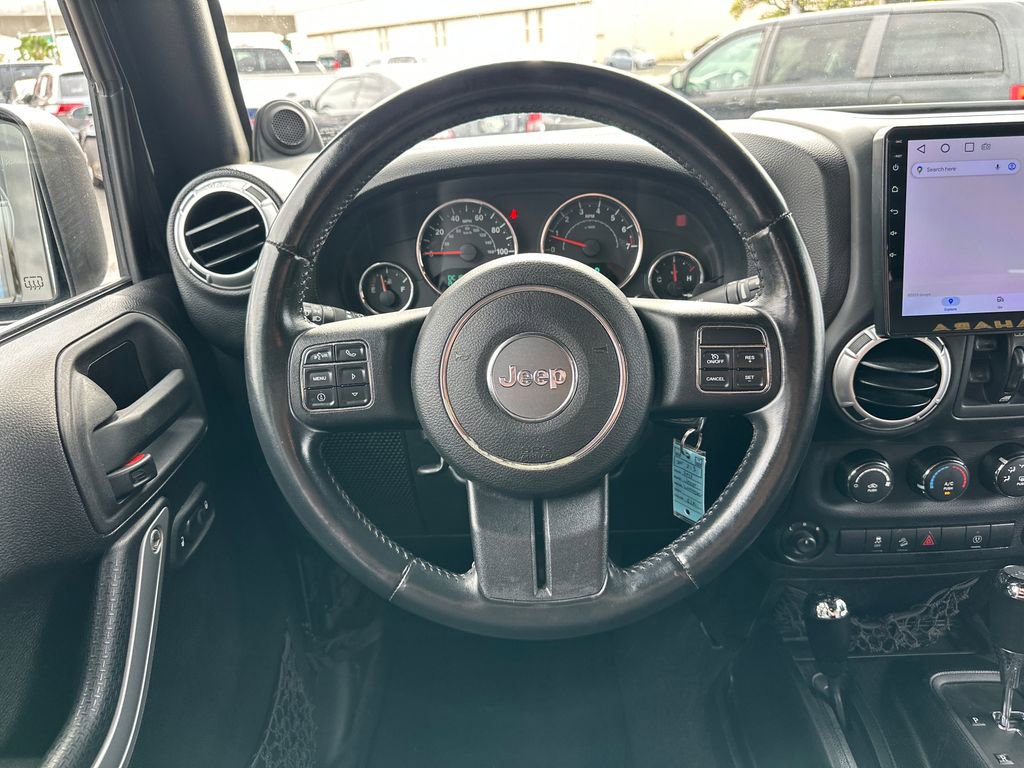 Used 2013 Jeep Wrangler Unlimited Sahara w/ Connectivity Group image 17