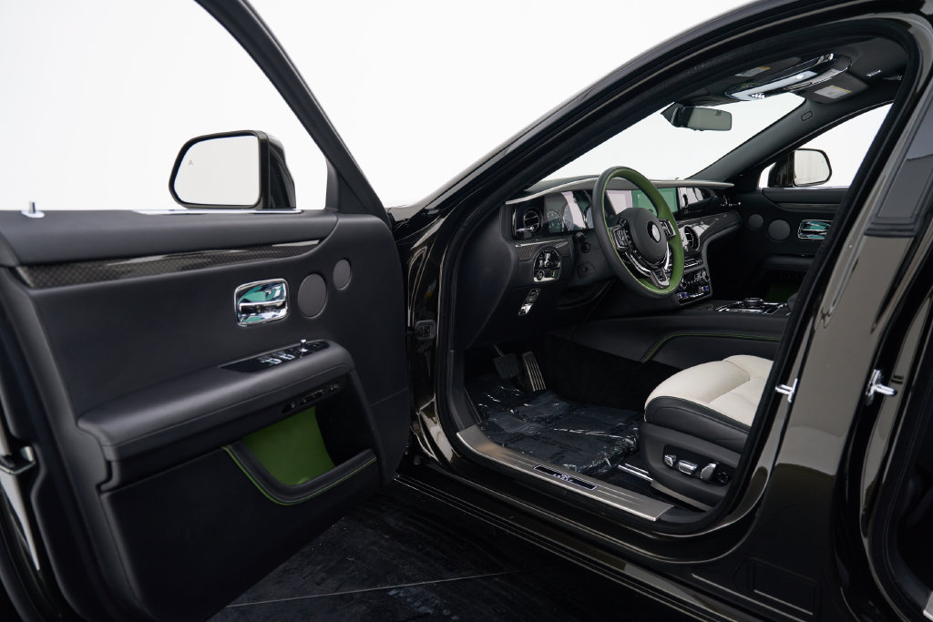 Used 2023 Rolls-Royce Ghost Black Badge AWD/4WD image 40