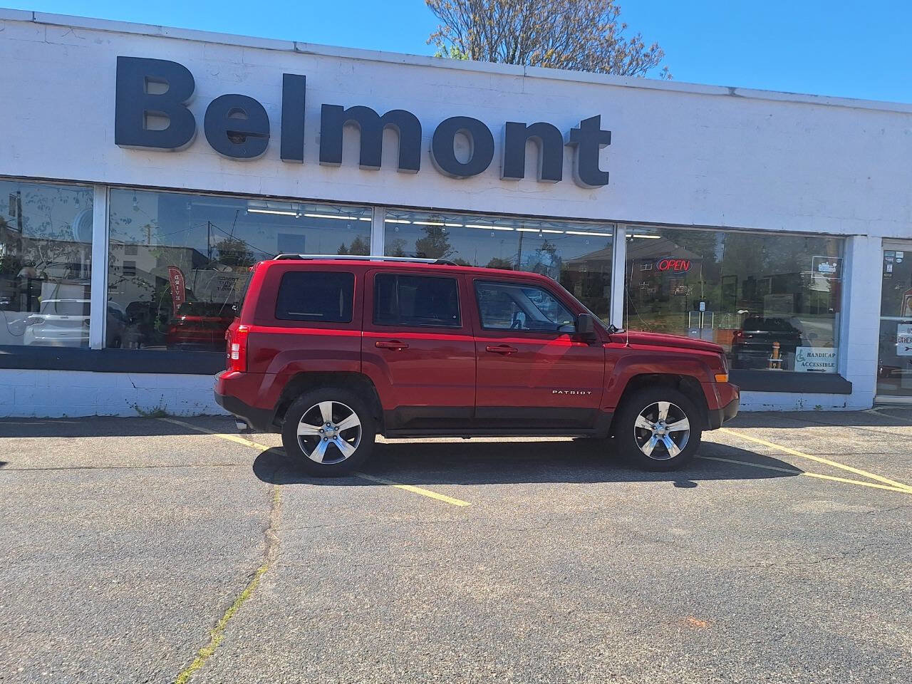 Used 2016 Jeep Patriot High Altitude AWD/4WD image 2