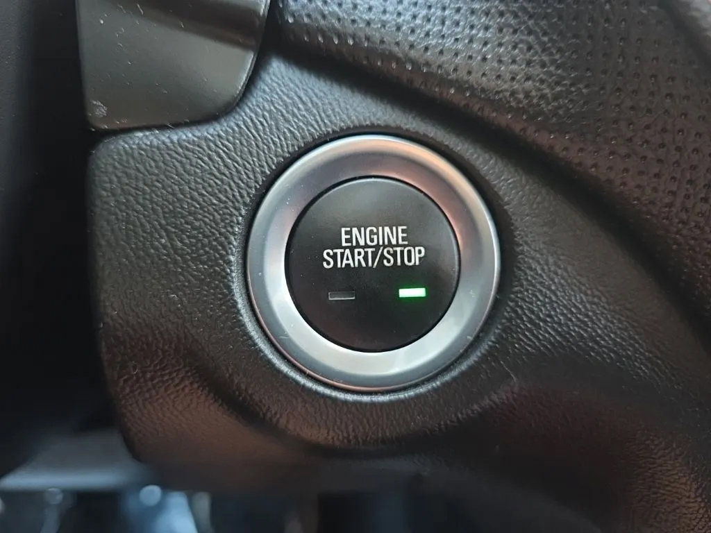 Used 2021 Chevrolet Equinox Premier AWD/4WD image 34