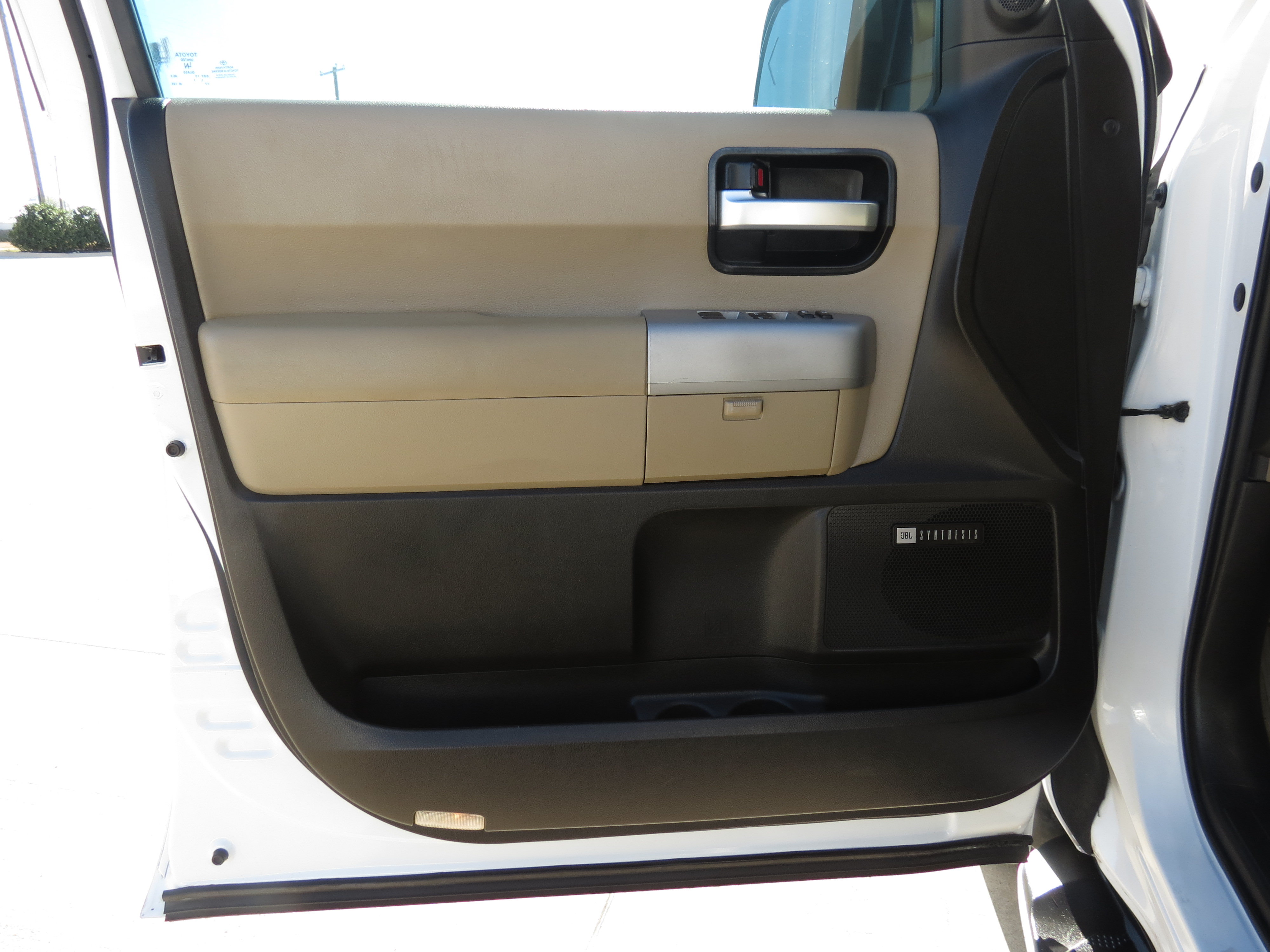 Used 2008 Toyota Sequoia Limited RWD image 27