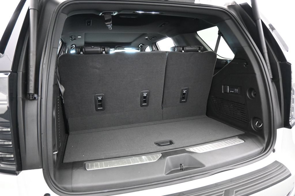 Used 2025 Chevrolet Tahoe High Country w/ Sun And Tow Package AWD/4WD image 42