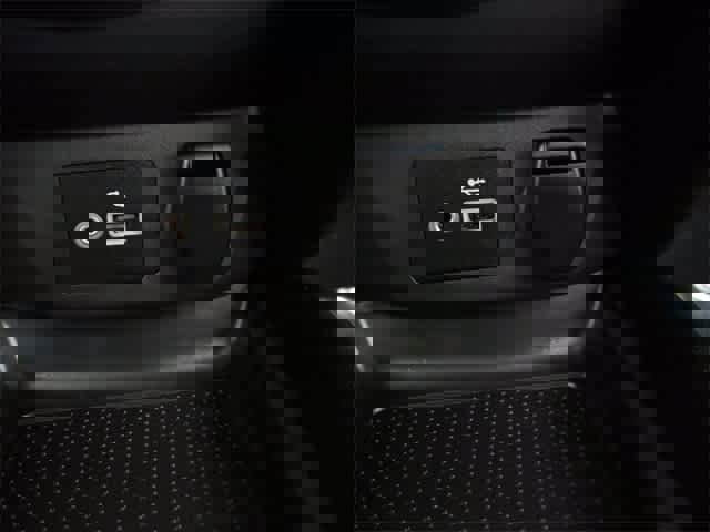 Used 2022 Nissan Rogue Sport SV image 30