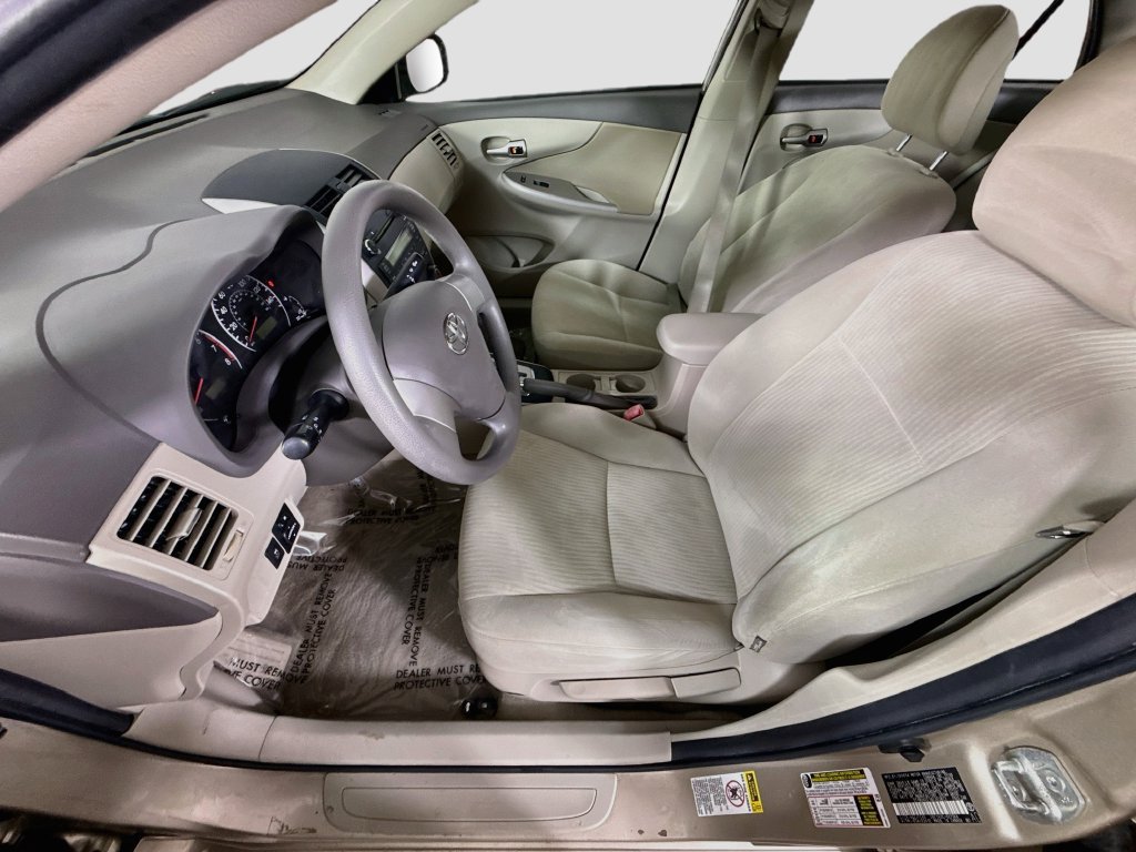 Used 2010 Toyota Corolla LE FWD image 20