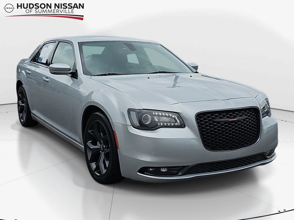 Used 2023 Chrysler 300 S