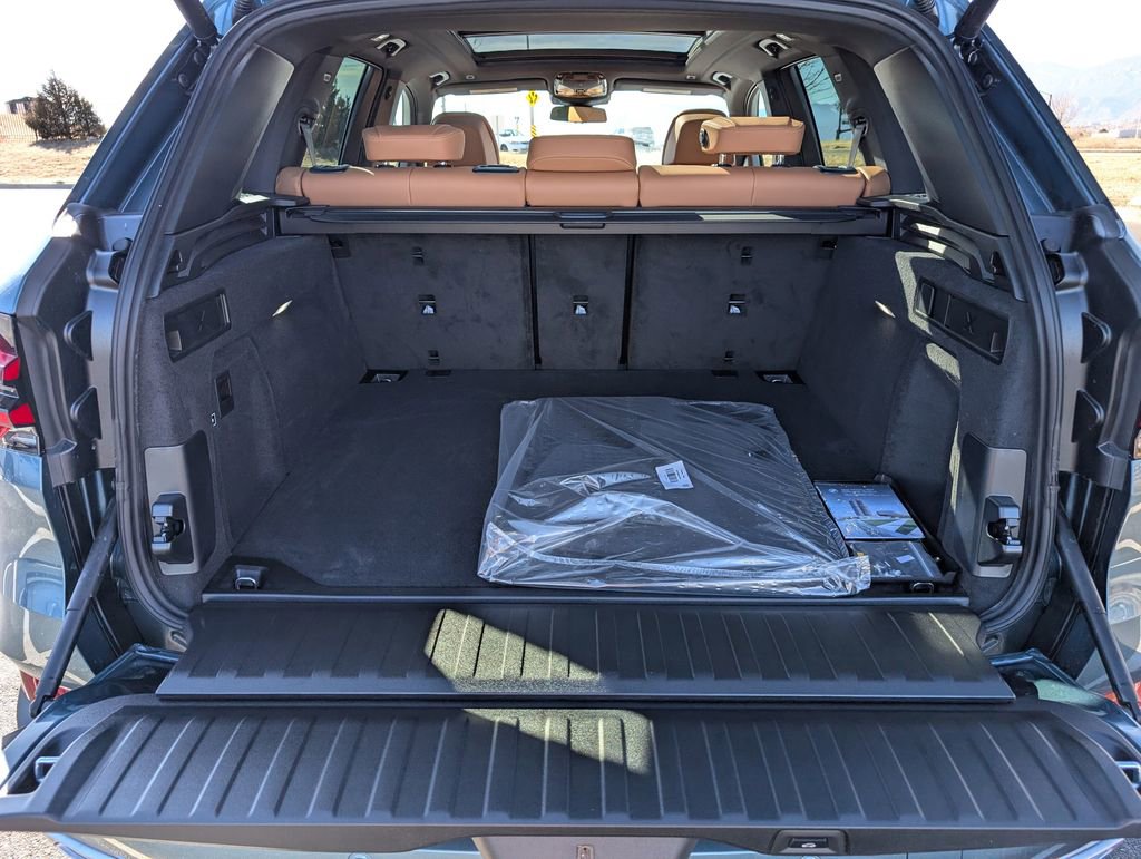 New 2026 BMW X5 xDrive40i w/ Climate Comfort Package image 18