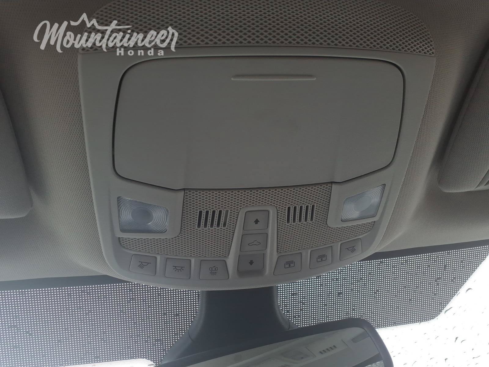 Used 2022 Ford Edge SEL w/ Convenience Package AWD/4WD image 35