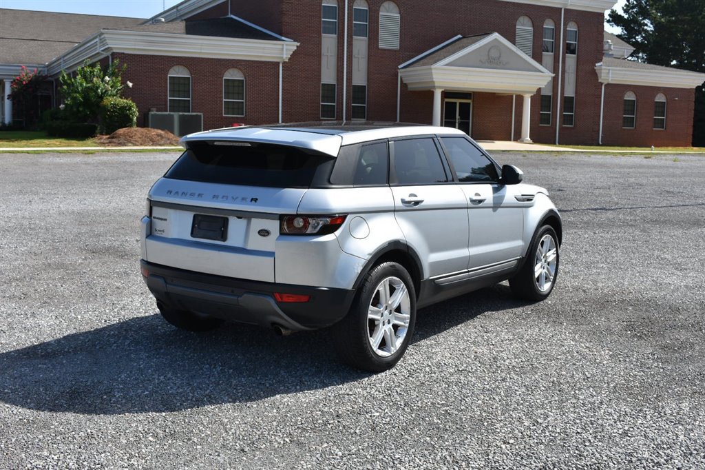 Used 2015 Land Rover Range Rover Evoque Pure Plus image 6