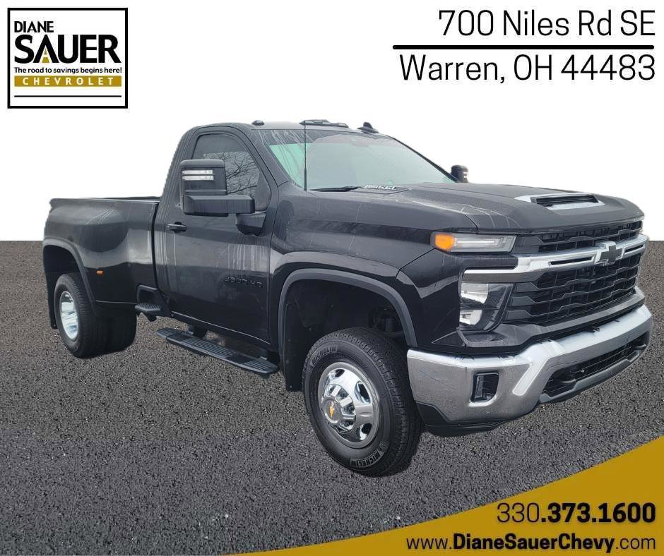 Used 2024 Chevrolet Silverado 3500 LT w/ Convenience Package image 1