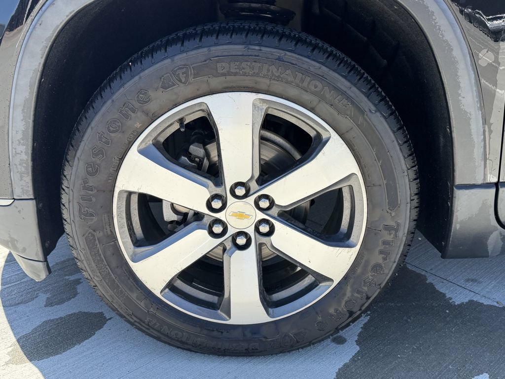 Used 2019 Chevrolet Traverse LT w/ LT Premium Package FWD image 9