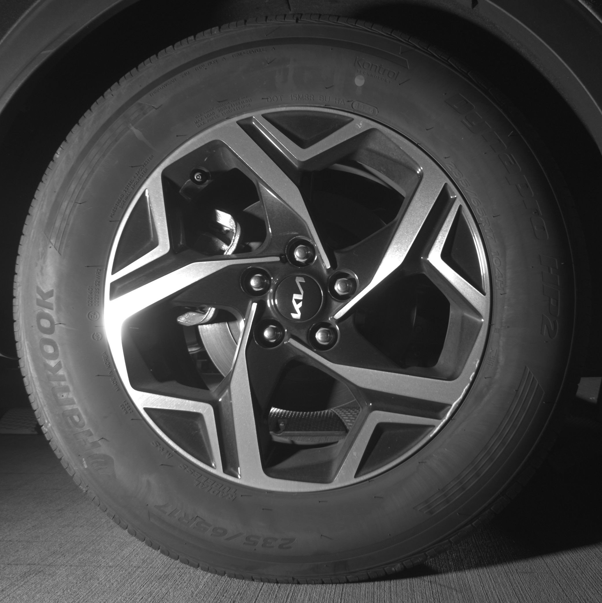 Used 2025 Kia Sportage LX image 15