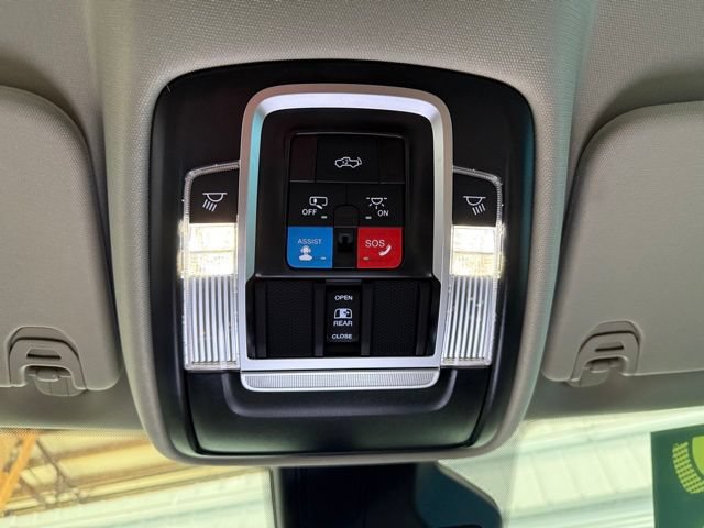 Used 2025 RAM 1500 Laramie w/ Advanced Safety Group II AWD/4WD image 23
