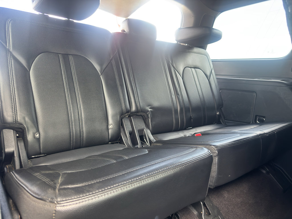 Used 2020 Ford Expedition Limited RWD image 18