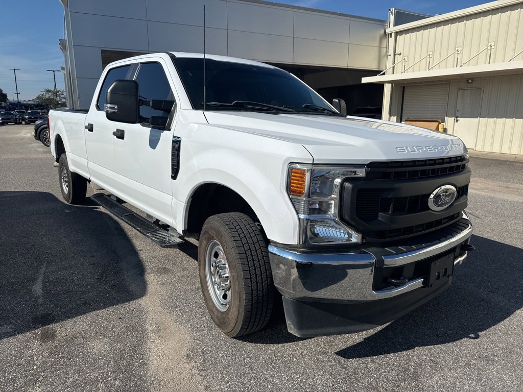 Used 2022 Ford F250 XL w/ Power Equipment Group image 3