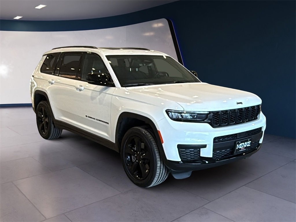 Used 2025 Jeep Grand Cherokee L Altitude