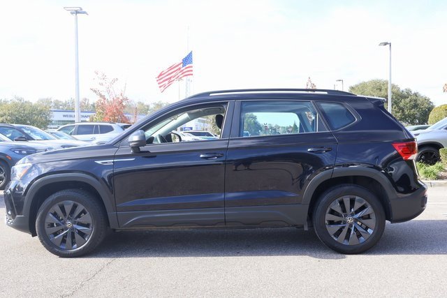 Certified 2023 Volkswagen Taos S image 4