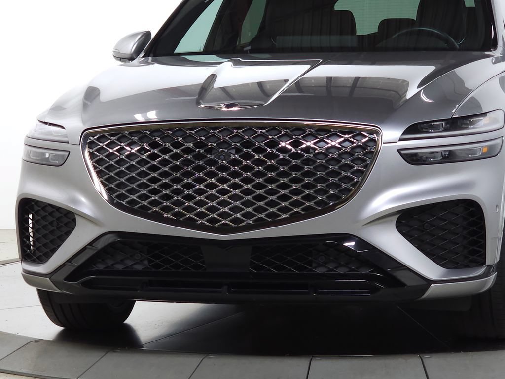 Used 2024 Genesis GV70 2.5T w/ Sport Prestige Package AWD/4WD image 5