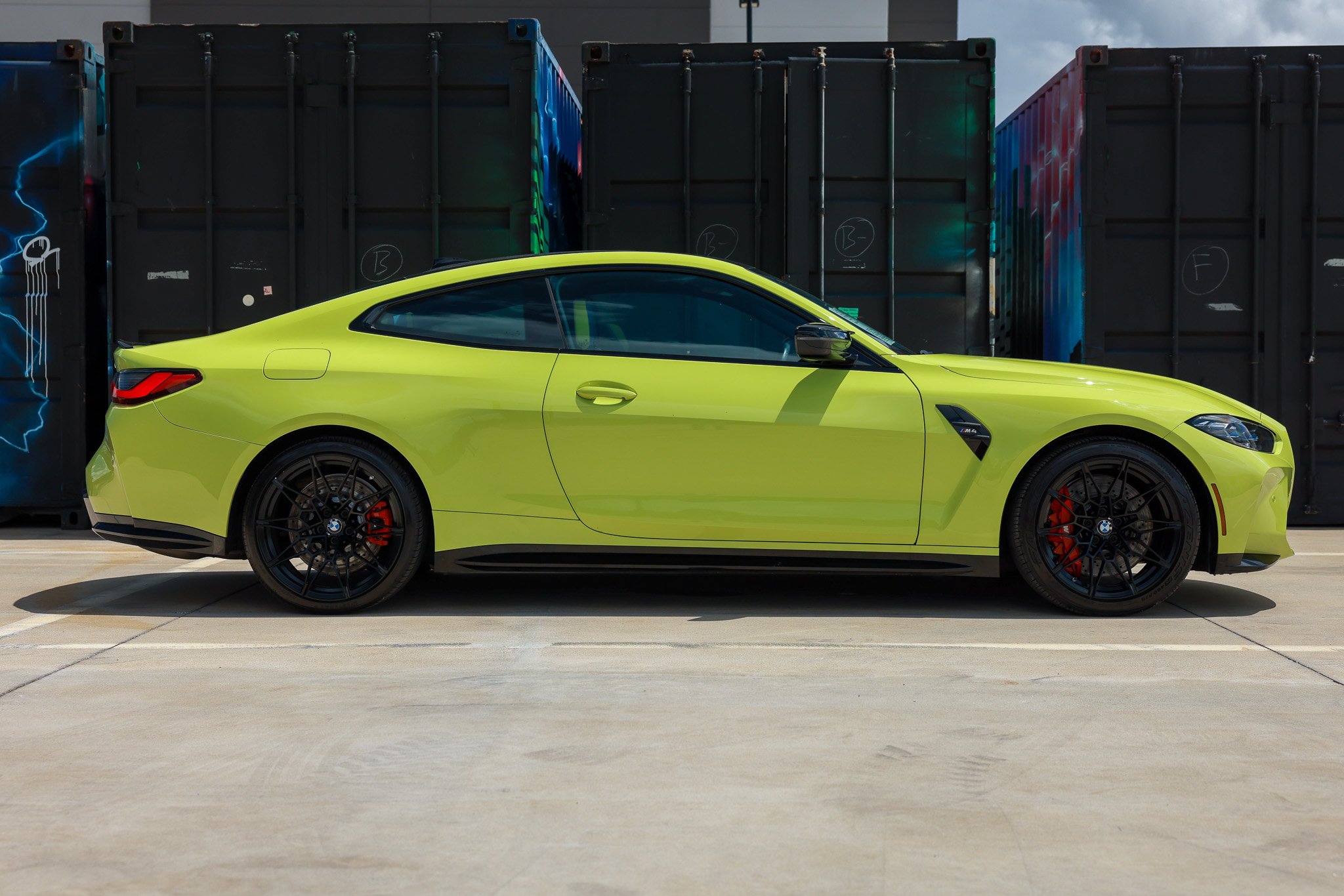 Used 2021 BMW M4 Coupe w/ Executive Package RWD image 17