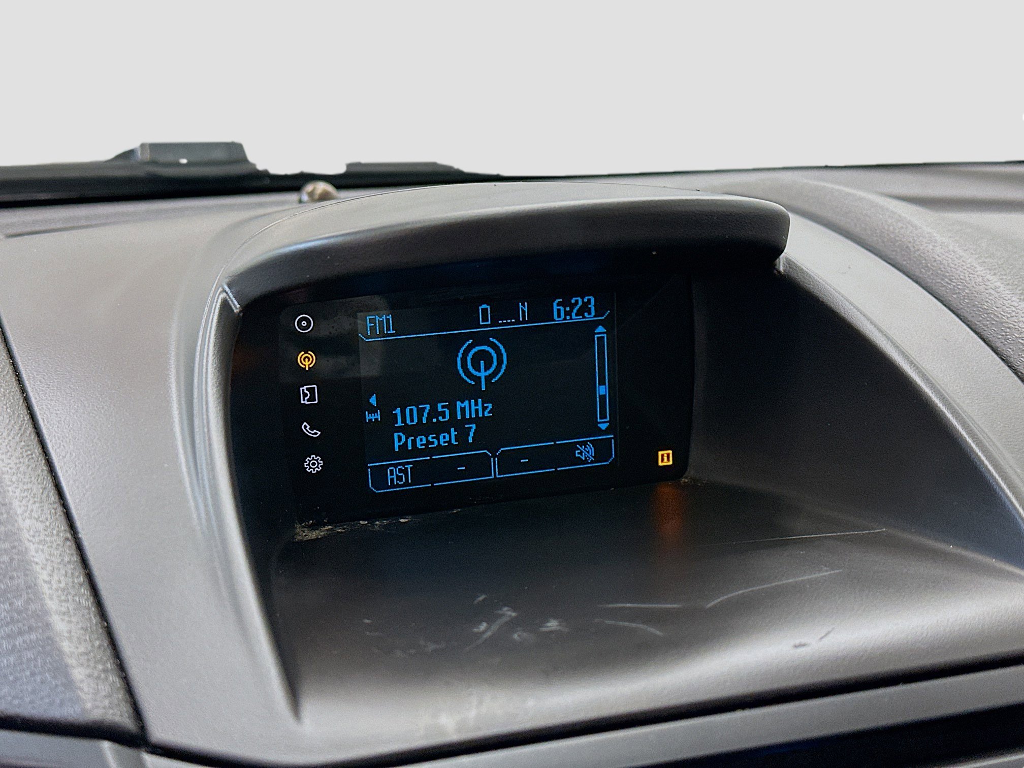 Used 2017 Ford Fiesta SE image 21