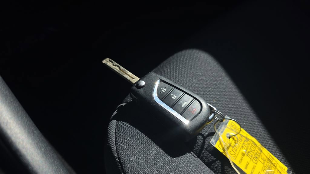 Used 2024 Toyota Corolla LE FWD image 27