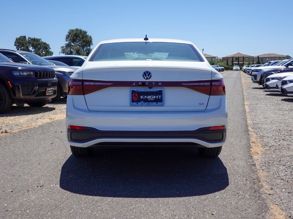 New 2026 Volkswagen Jetta SE FWD image 8