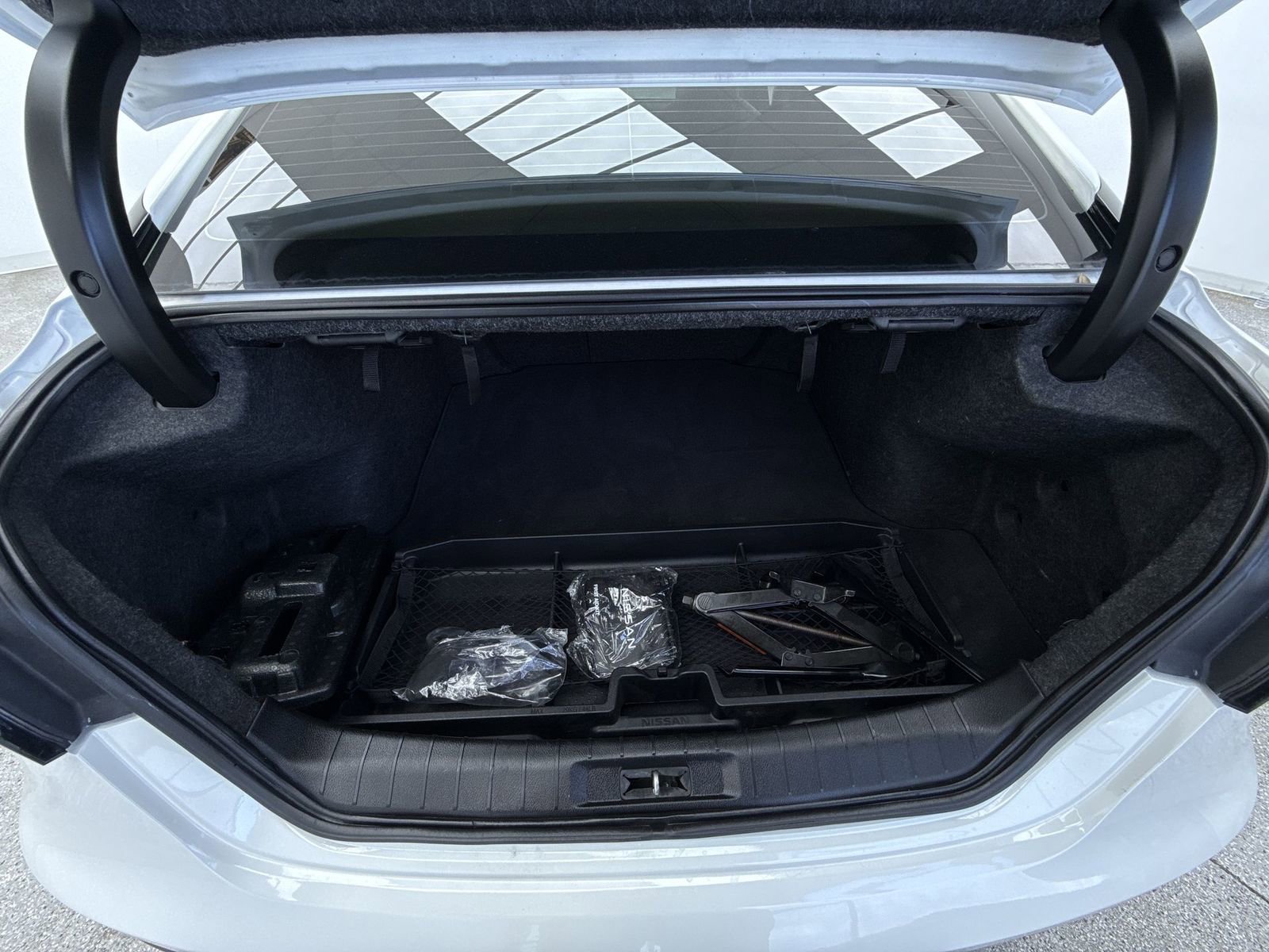 Used 2021 Nissan Maxima Platinum w/ Sport Mat Group image 46