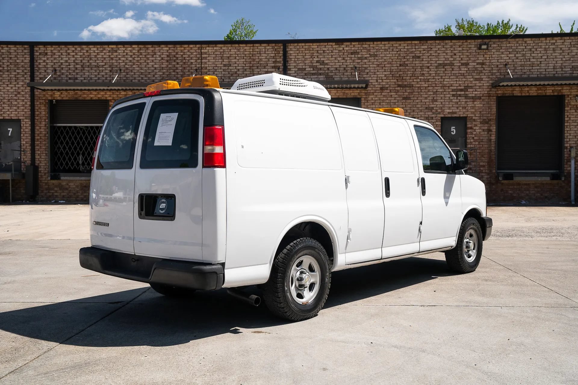 Used 2007 Chevrolet Express 1500 RWD image 10