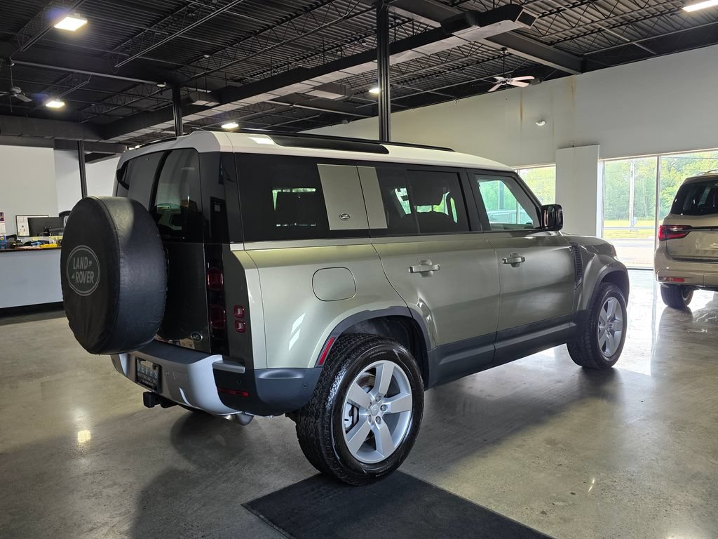 Used 2023 Land Rover Defender 110 SE AWD/4WD image 4